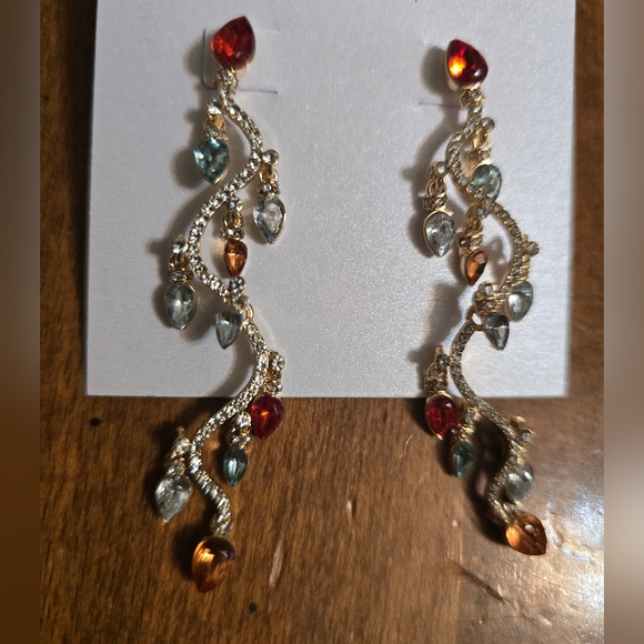 BaubleBar Christmas Earrings - Picture 2 of 2